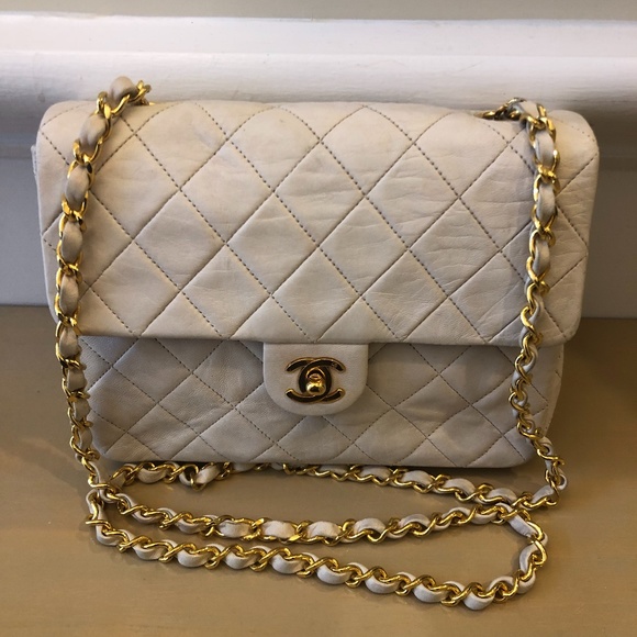 CHANEL Handbags - Chanel Classic Flap White Leather Cross Body Bag